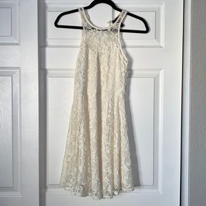 Lace Sleeveless White Dress